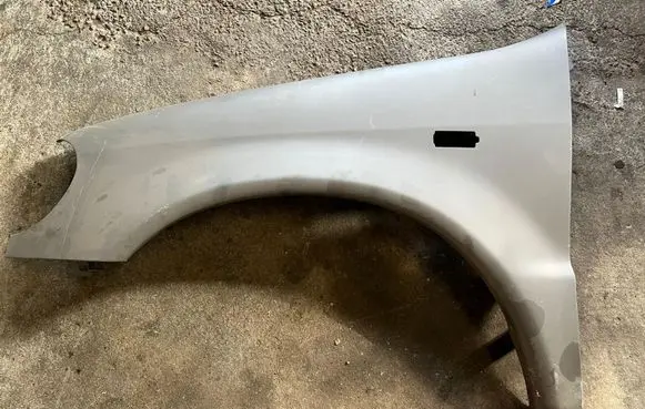 Mercedes-Benz ML W163 Fender end trim 1807A