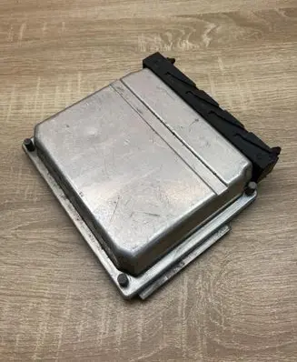 Volvo S70 V70 V70 XC Engine control unit/module ECU 09496667A 0281001776