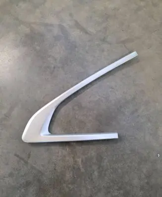 BMW 2 F44 Rear side glass trim 7483166