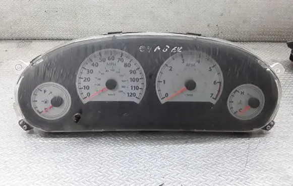 Chrysler Town & Country IV Speedometer (instrument cluster) 56044975AC