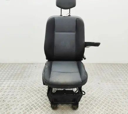 Nissan NV400 Front passenger seat 8610100Q0A