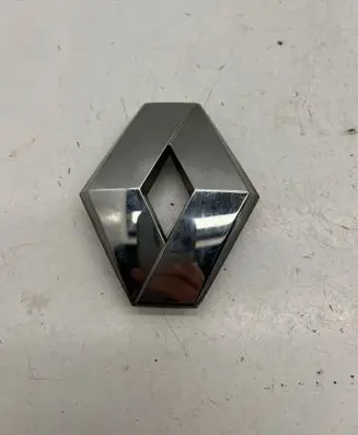 Renault Zoe Manufacturers badge/model letters 908898520R