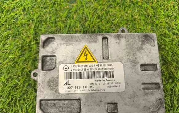 Mercedes-Benz S AMG W221 Xenon control unit/module A2168203585 A2168203685 130732911801