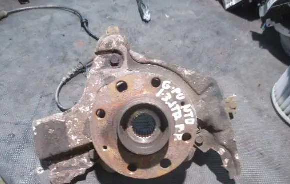 Fiat Grande Punto Front wheel hub 