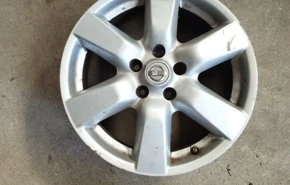 Nissan X-Trail T31 R17 alloy rim 