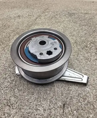 Volkswagen Golf VII Timing belt tensioner 40BD6220