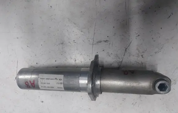 Audi A8 S8 D2 4D Rear bumper shock impact absorber/damper 4D0807357A 02300153