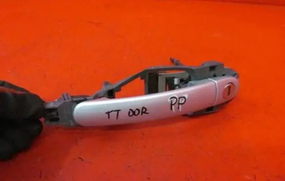 Audi TT Mk1 Front door exterior handle AUDITTKLAMKADRZWIP