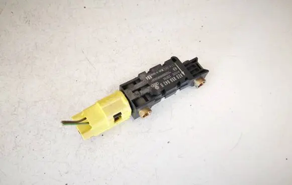 Audi A4 S4 B7 8E 8H Airbag deployment crash/impact sensor 8e0959643b