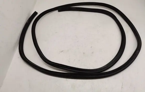 BMW 6 F12 F13 Engine compartment rubber 7211926