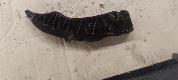 BMW 5 F10 F11 Slide rail for timing chain 7797903