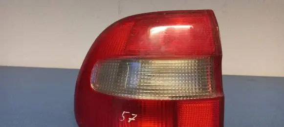 Volvo S40, V40 Rear/tail lights 28562005