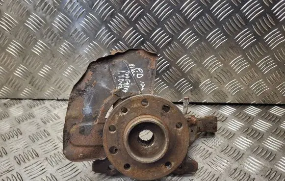 Opel Zafira B Front wheel hub
