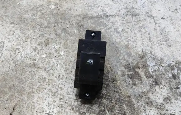 Chevrolet Captiva Electric window control switch 202005438