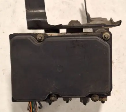 Renault Modus ABS Pump 77B02AAY1 0265231802 8200559748