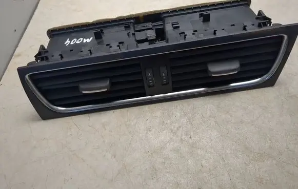 Audi A4 S4 B8 8K Dash center air vent grill 8T2820951B