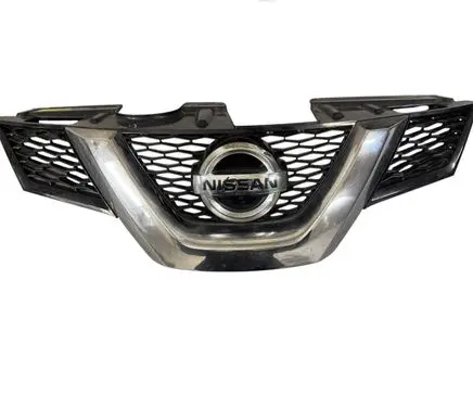 Nissan X-Trail T32 Front bumper upper radiator grill 623104CE0A