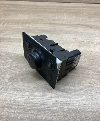 Opel Zafira B Light switch 13205872