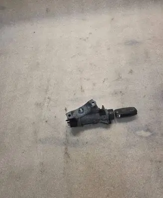 Audi A8 S8 D2 4D Ignition lock 4B0905851