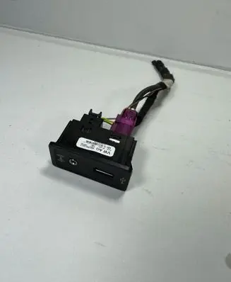 Volkswagen Sharan USB socket connector 