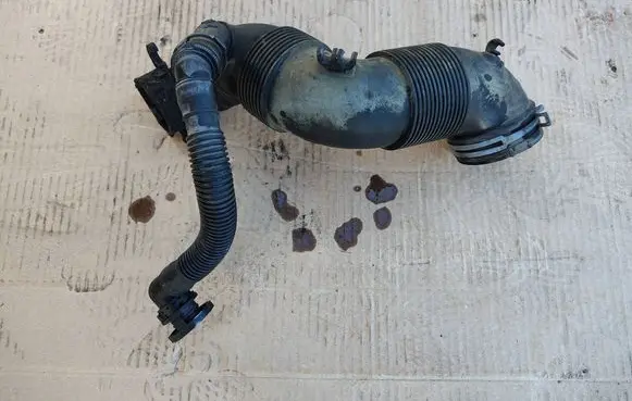 Air intake hose/pipe