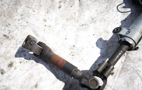 Opel Zafira B Steering column universal joint