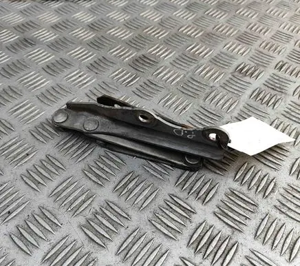 Mitsubishi 3000 GT Engine bonnet/hood hinges MB632328