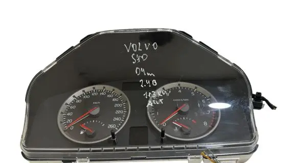 Volvo S40 Speedometer (instrument cluster) 30669182 8602844 30710071