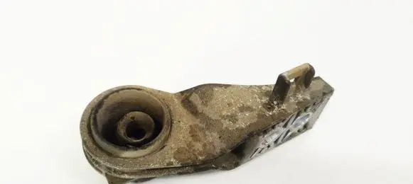 Chrysler 200 Engine mount bracket 68210062aa