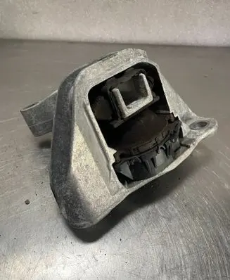 Nissan Qashqai+2 Engine mount vacuum valve 112646249R