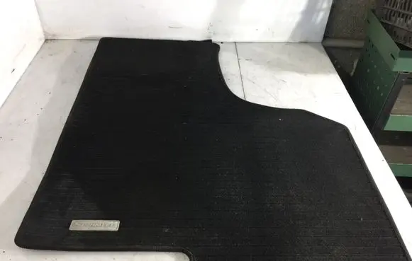 Mercedes-Benz Sprinter W906 Front floor mat 042694
