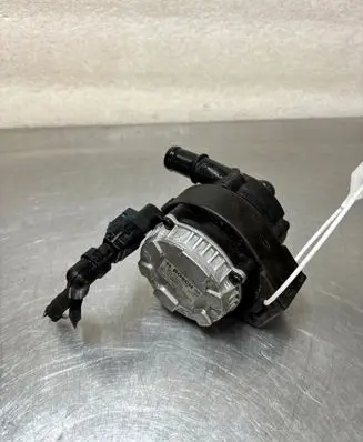 Renault Kangoo II Electric auxiliary coolant/water pump 210102841R