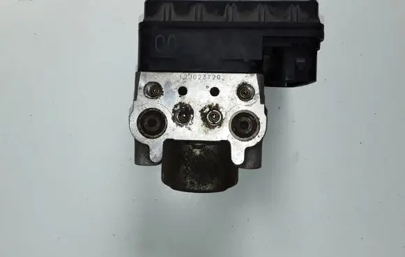 Toyota RAV 4 (XA30) ABS Pump 4451042150