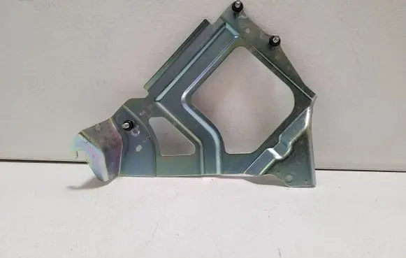 Nissan Qashqai J12 Engine control unit holder 