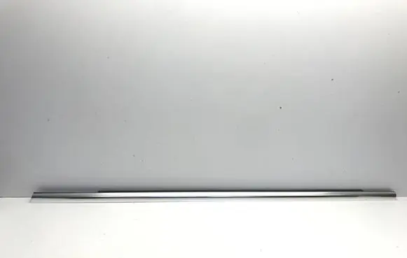 Mercedes-Benz B W247 Front door glass trim molding A2477251900