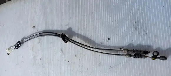 Volvo S80 Gear shift cable linkage