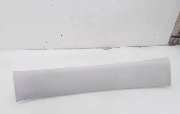 Peugeot 107 Rear side glass trim 624510H020