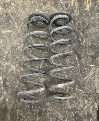 Volkswagen Golf VII Rear coil spring