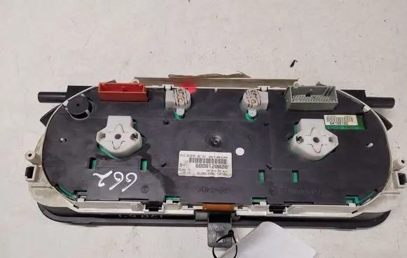 Renault Laguna II Speedometer (instrument cluster) 8200218889