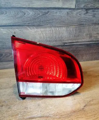 Volkswagen Golf VI Tailgate rear/tail lights