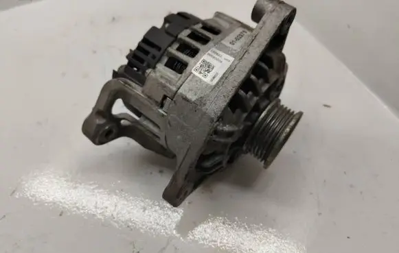 Volkswagen PASSAT B5 Generator/alternator LRA01968