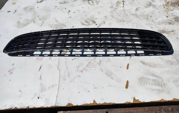 Mini Cooper Countryman R60 Front bumper lower grill
