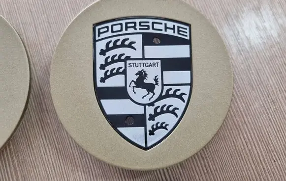 Porsche Boxster 982 Original wheel cap 9P1601147
