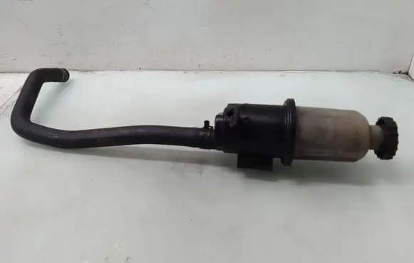 Chrysler Voyager Power steering fluid tank/reservoir 04743067AB