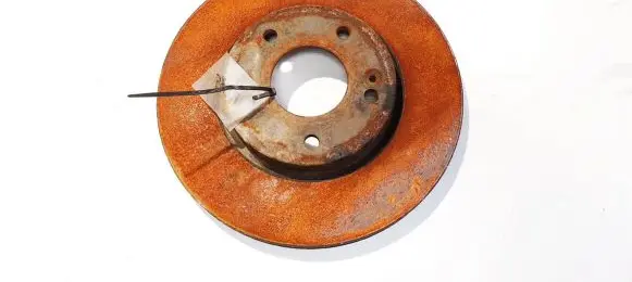 Hyundai i30 Front brake disc ventiliuojamas
