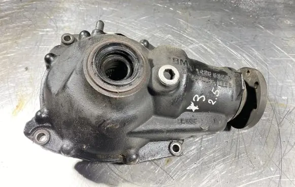 BMW X3 E83 Front differential 7523650 14288354 14288323