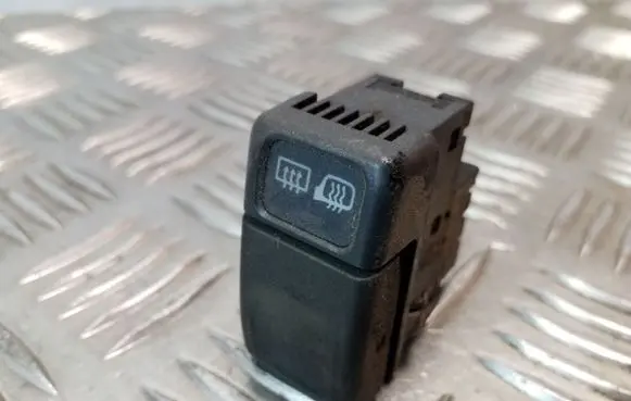 Volvo S70 V70 V70 XC Windscreen/window heater switch 9162952