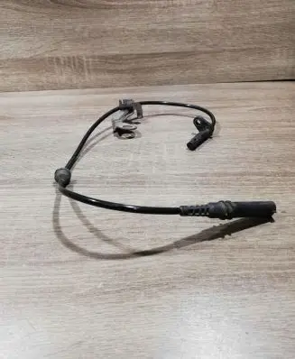 BMW X5 E70 ABS brake wheel speed sensor 677177604 288943