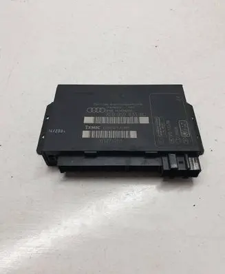 Audi A4 S4 B7 8E 8H Comfort/convenience module 8E0959433BC 00002731B6 01271251