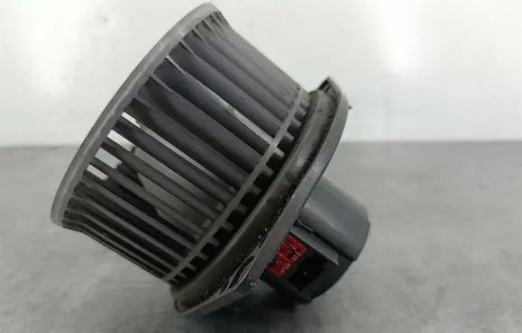 Chevrolet Aveo Heater fan/blower 4051031